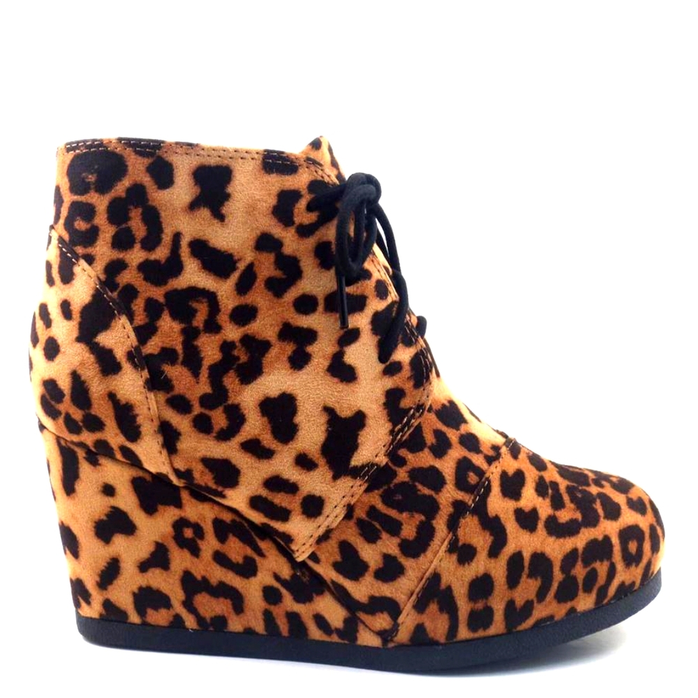 Wedge bootie
